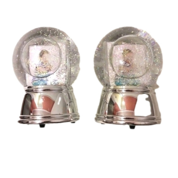 𝅺Pair Of Sphere Photo Snow Globe with Chrome Base Winter Home Decor - Picture 1 of 8